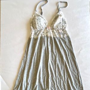 Victoria’s Secret 4x Vintage pieces